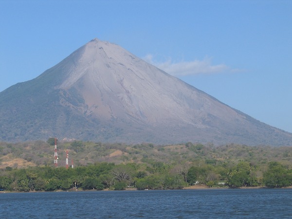 volcan-omete-destination-nicaragua