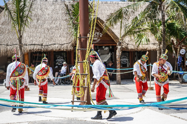 costa-maya-danses-traditionnelles