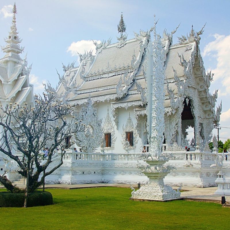 Chiang Rai et le temple blanc en croisière au Laos avec Via Dream